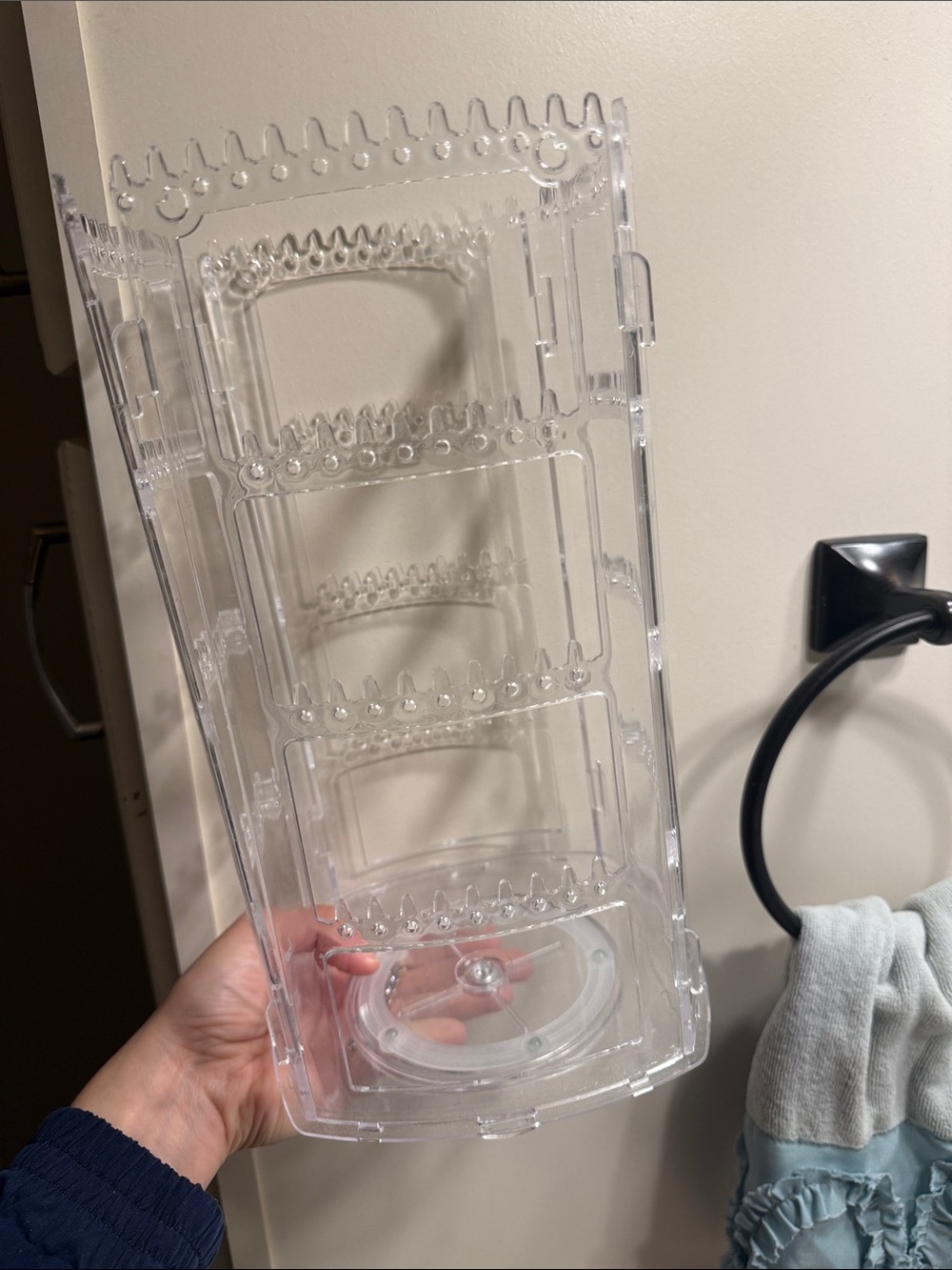 Clear jewelry organizer